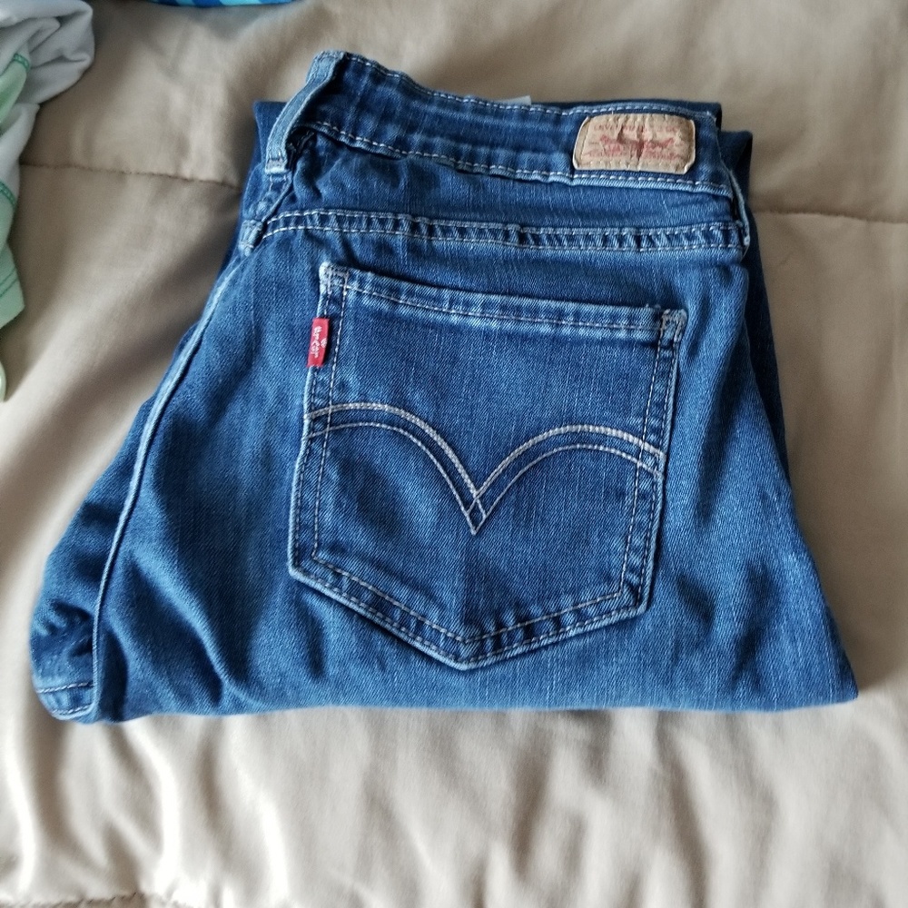 Womens Levi skinny jeans